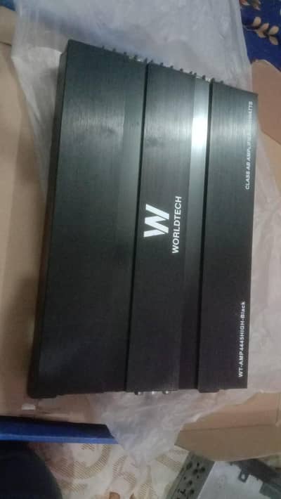 world tech 4 channel amp
