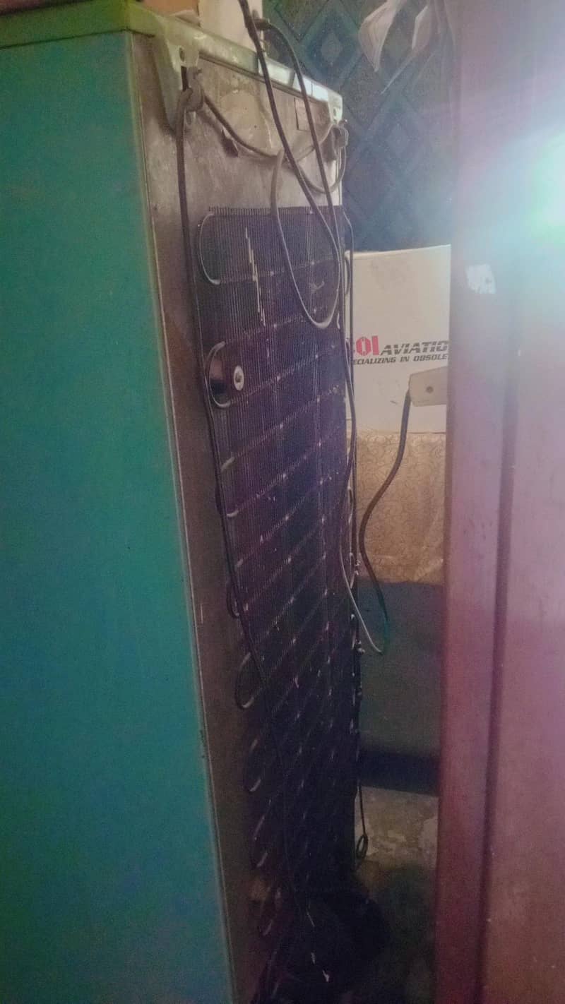 Refrigerator 10/10 1