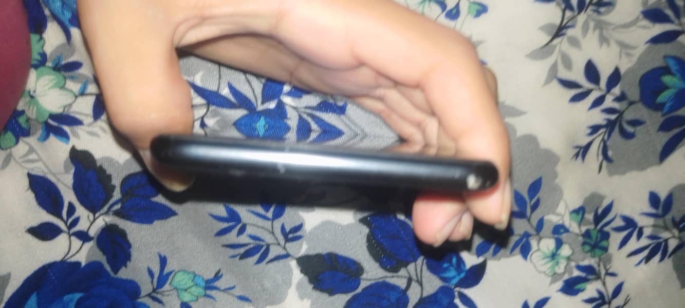 Apple iPhone 7 Plus 1