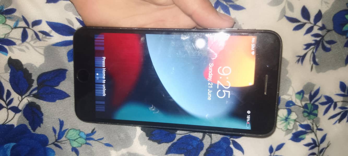Apple iPhone 7 Plus 3