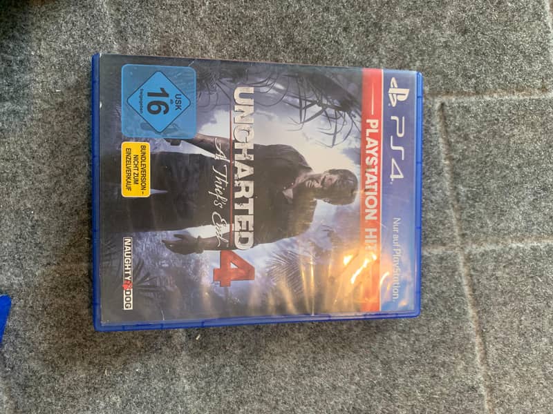 ps4 games and controller 1