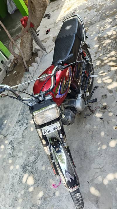 20 model ha  all Punjab  number ha engine bilkl ok ha