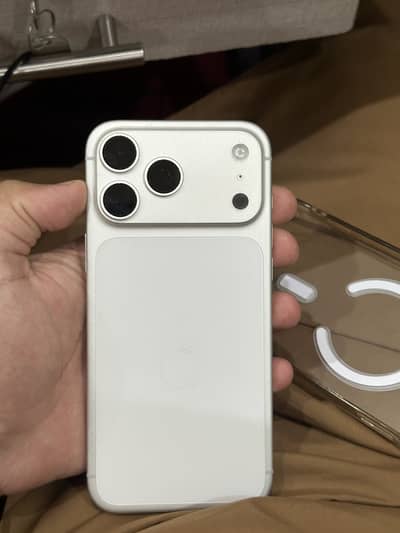 Apple iPhone 17 Pro Max JV