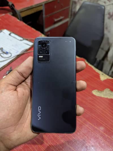 Vivo V21e