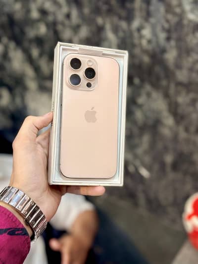 Apple iPhone 16 Pro