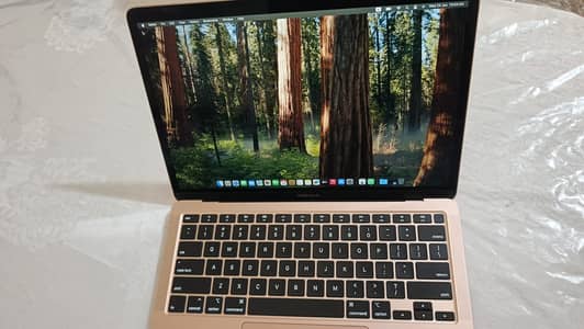 Macbook air M1 2020