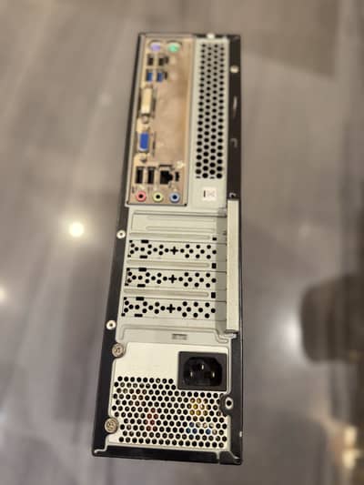 Stone  intel Core i3 CPU + BENQ LCD with All accessories
