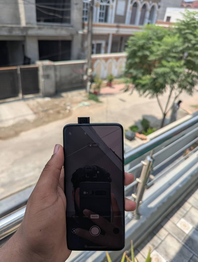 One Plus 7T Pro 3
