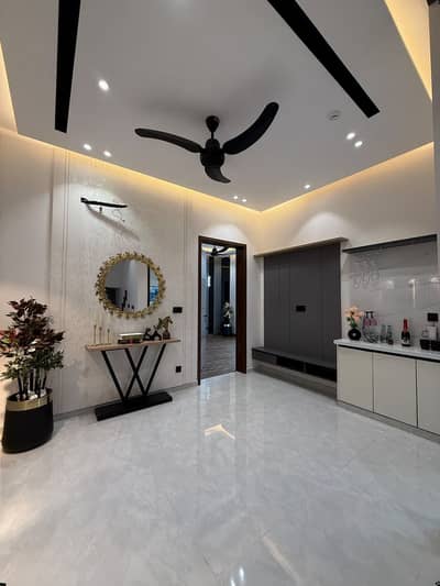 5 MARLA ELEGANT & SEMI FURNISHED SUPER HOT LOCATED BUNGALOW IS AVAILABLE IN DHA, LAHORE.