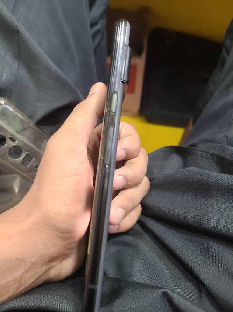 Google Pixel 6 Pro 2