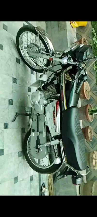 CG 125