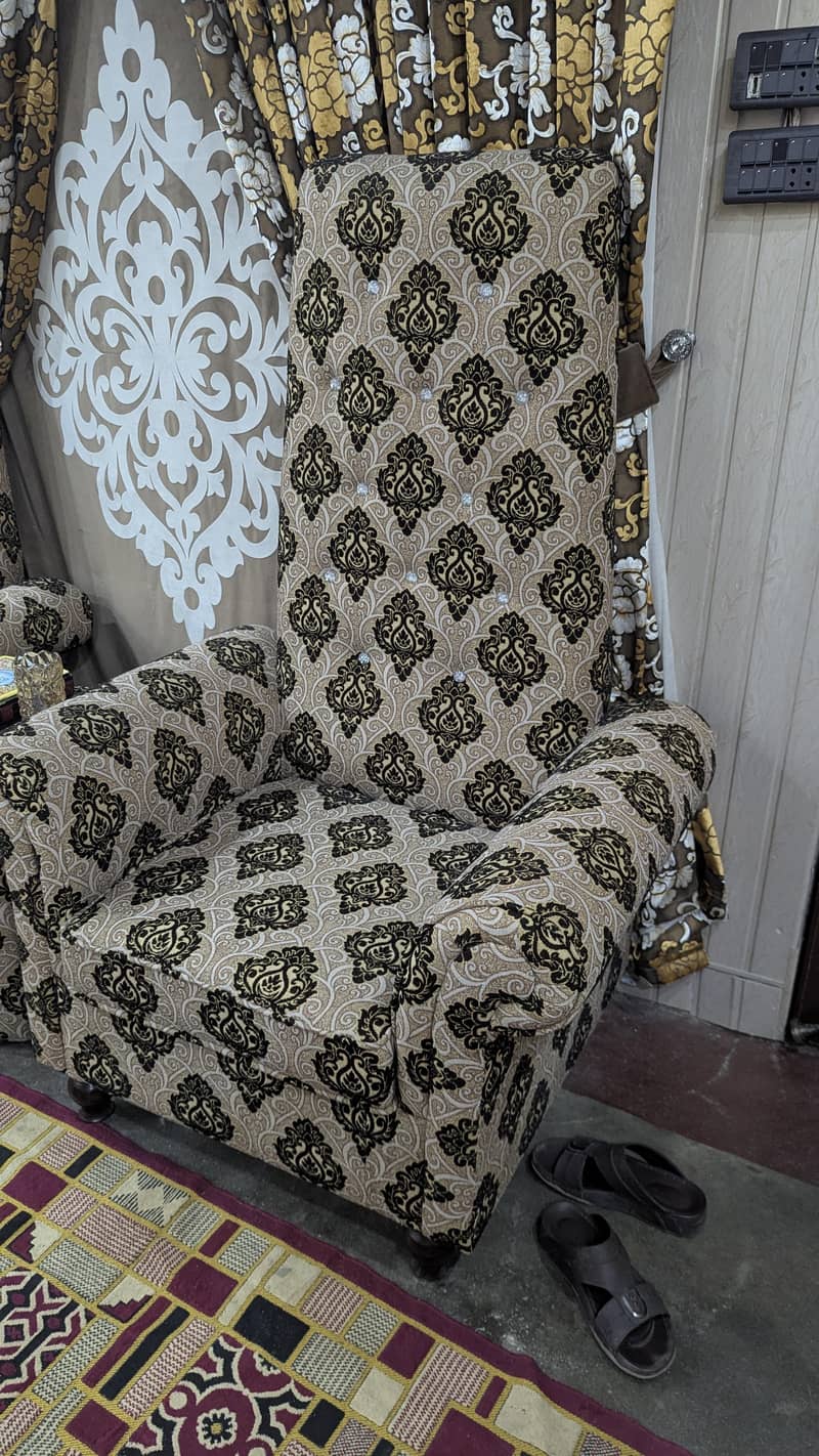 High back Sofa set with Same Table 5