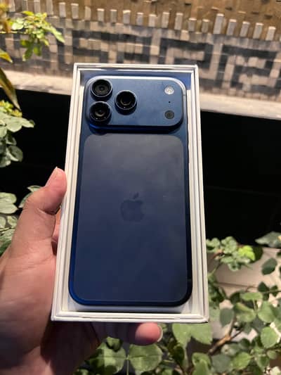 Apple iPhone 17 Pro Max jv