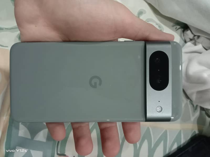 Google Pixel 8 1