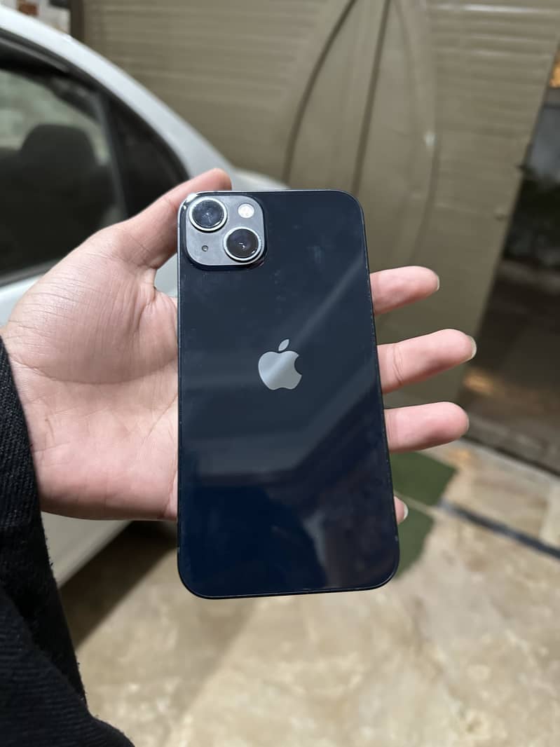 Apple iPhone 13 1