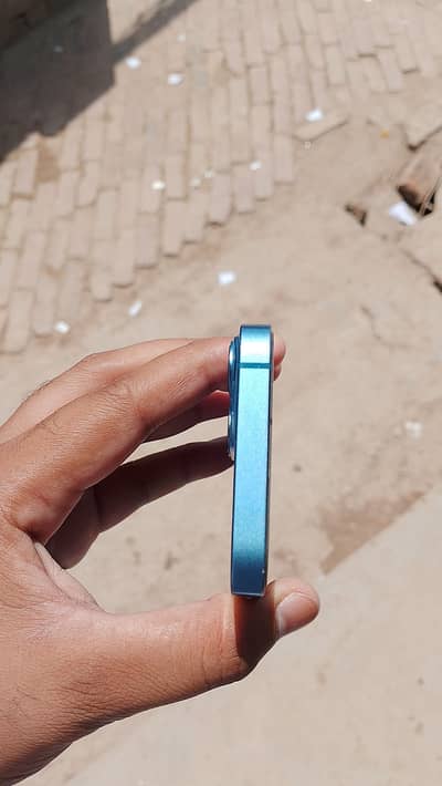 Apple iPhone 13 mini