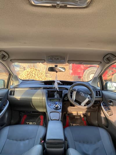 Toyota Prius 2010 S 1.8