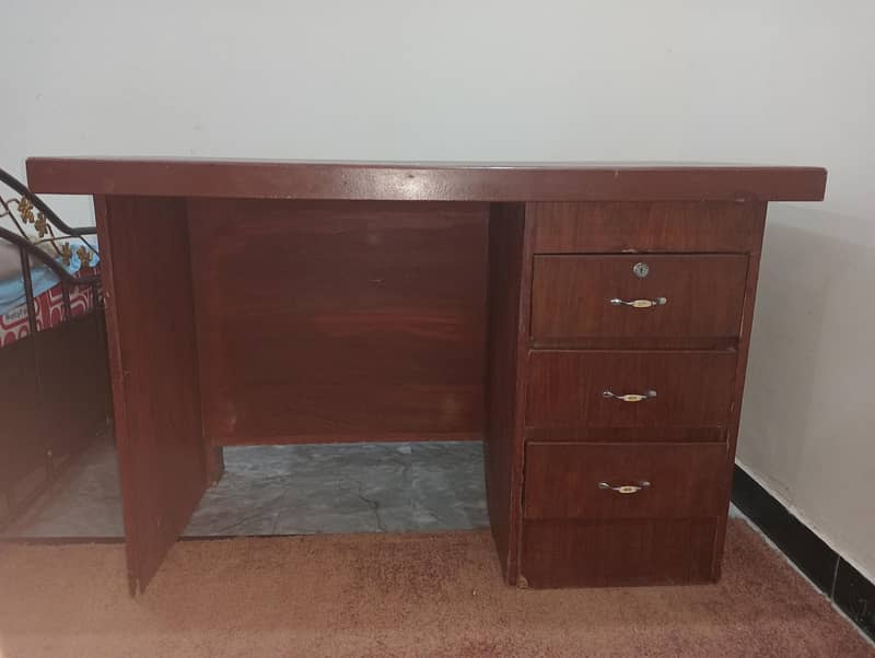 computer table 1