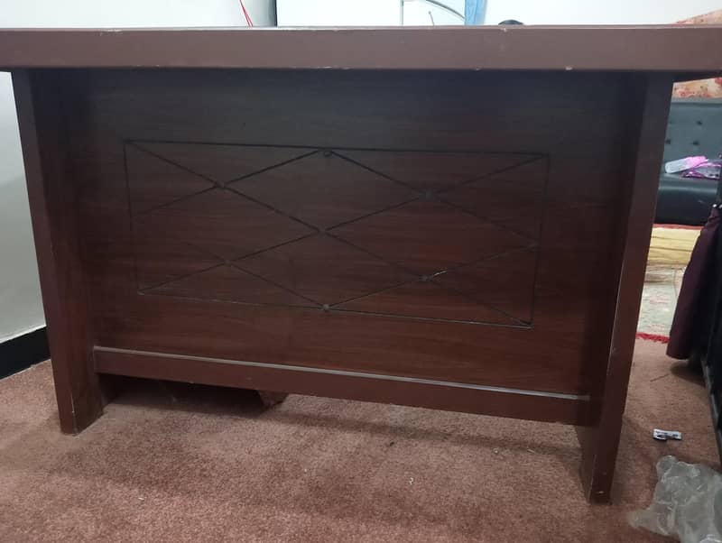computer table 4