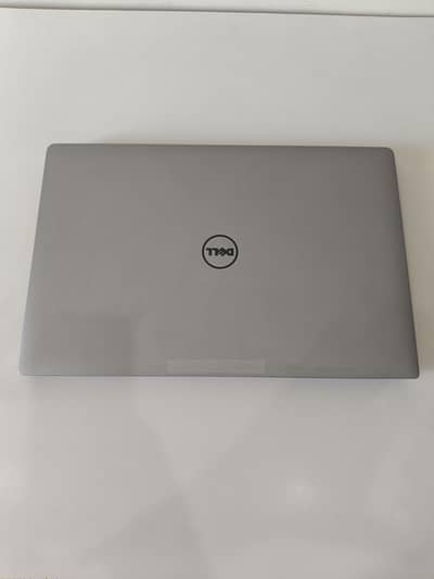 Dell precision 5520