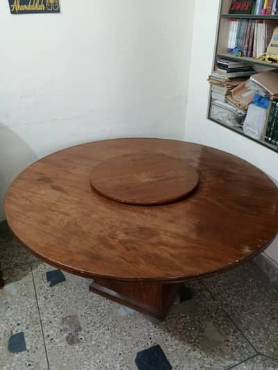 Dining table for sale