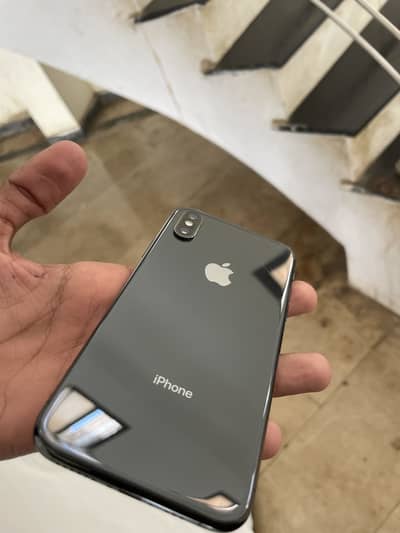 iPhone XS Non-PTA – 100% Original Waterpack | 75% Health