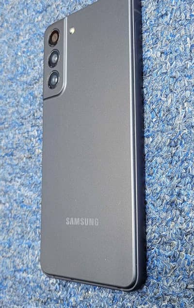 Samsung Mobile S21 FE 8/256