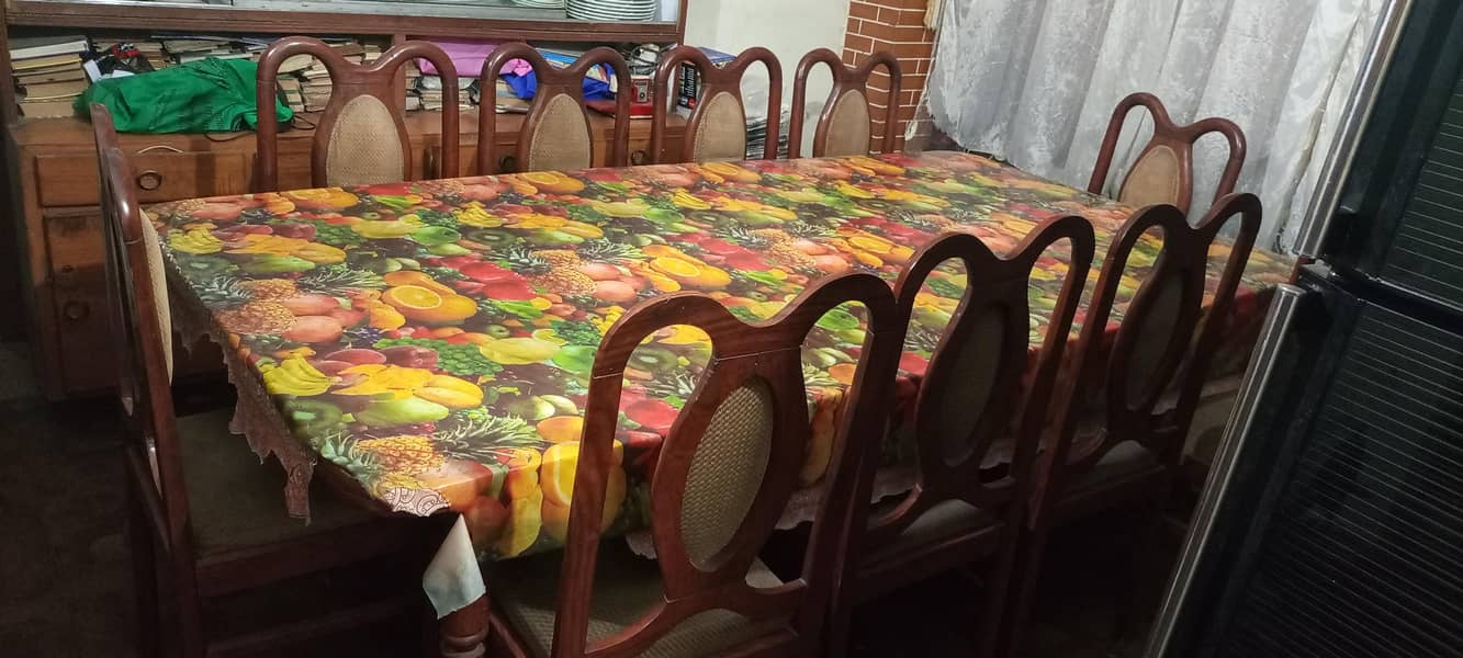 Dining Table 0