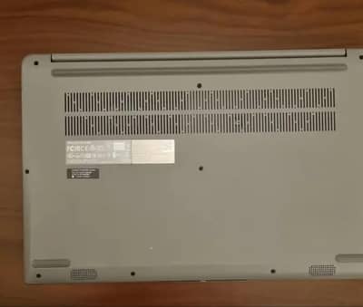 Lenovo Ideapad 1 [ 15ADA7] AMD 8 GB Win 11
