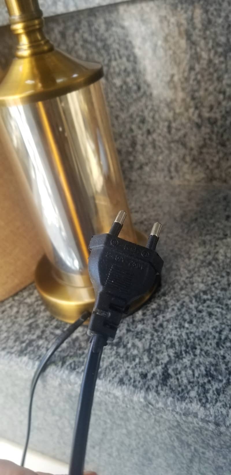 2 table lamps 1
