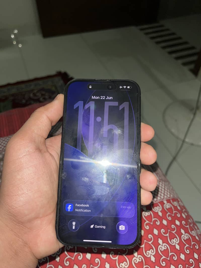 Apple iPhone 16 1