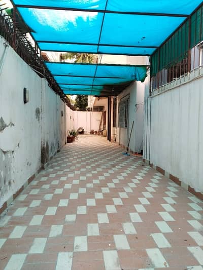 A Perfect House Awaits You In Clifton - Block 2 Karachi