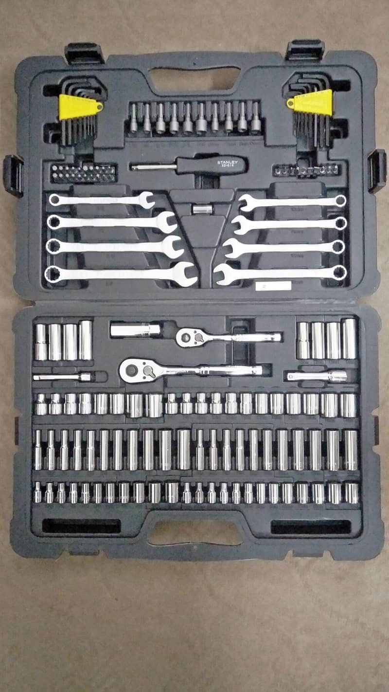 Stanley Mechanic Socket Set 145/Pcs 4