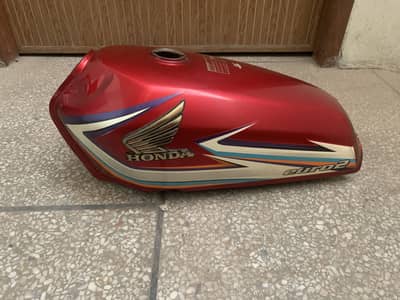 Honda cg 125 fuel tank and side covers