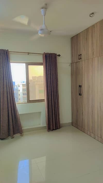 Cliftonia Apartment For Rent