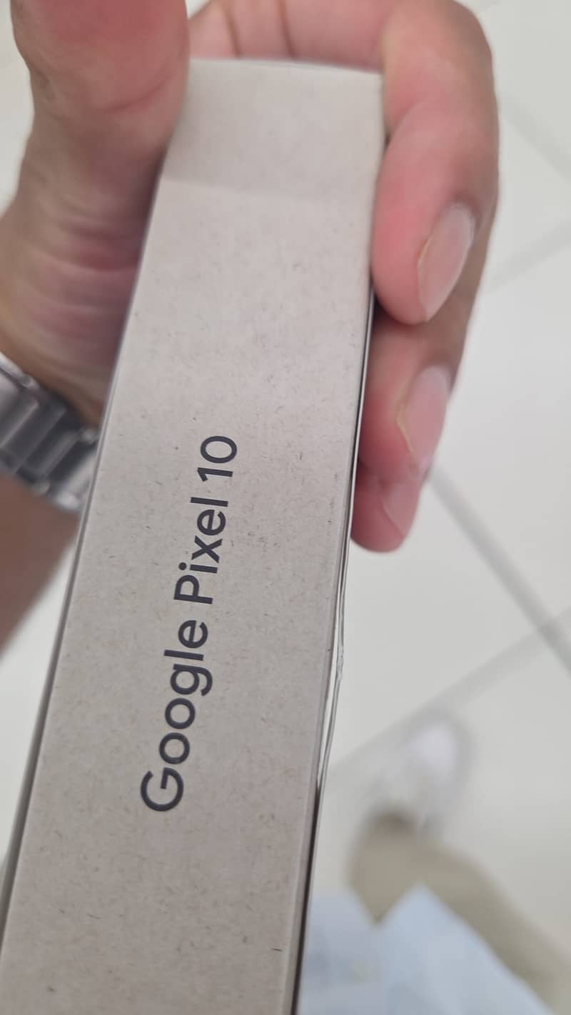 Google Pixel 10 5