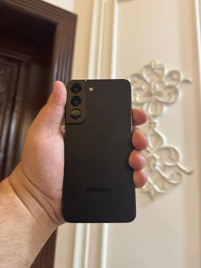Samsung Mobile S22