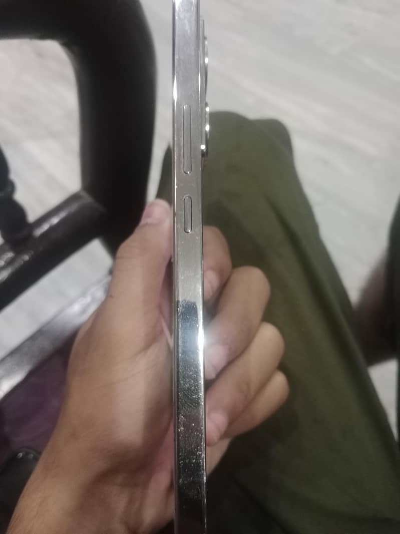 Infinix Note 40 2