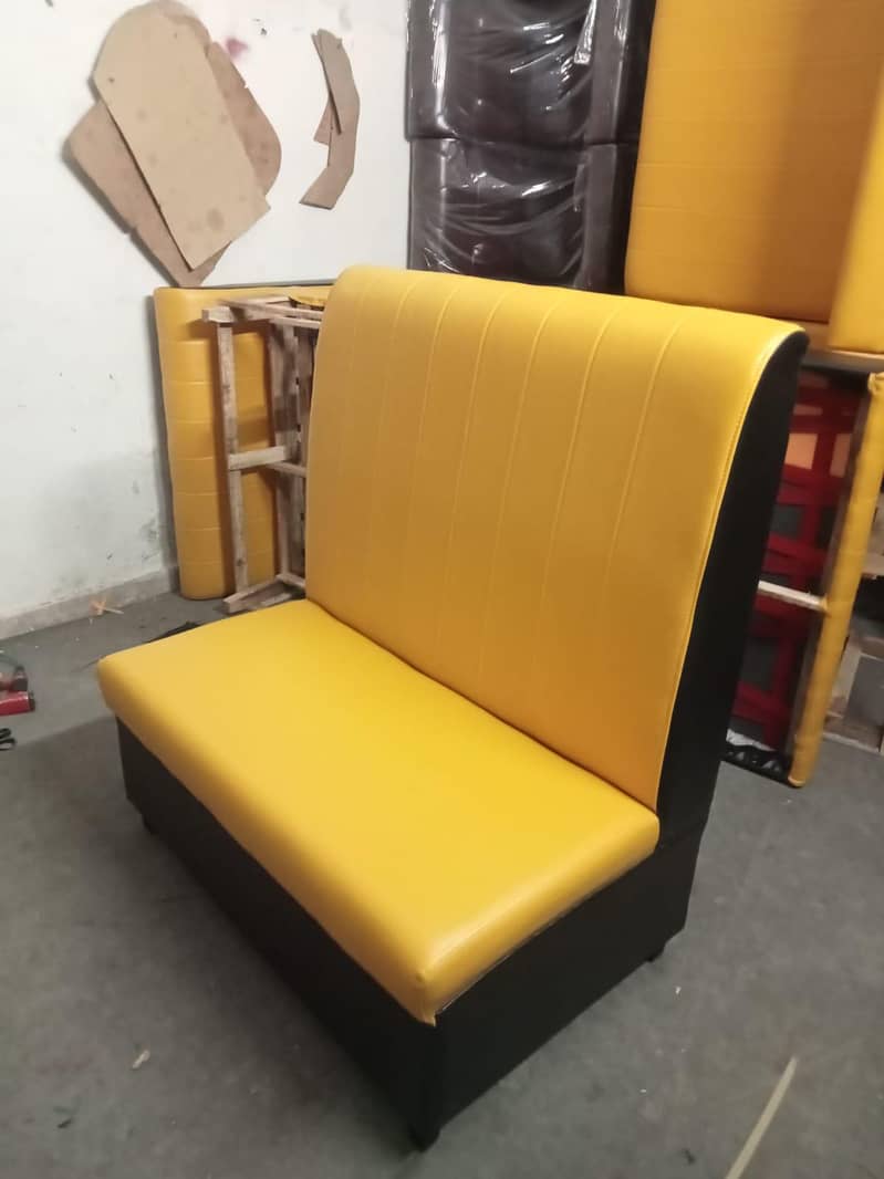 Restaurant sofa 0