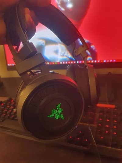 Razer Nari Ultimate Gaming Headset Headphones