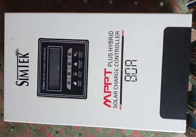 SIMTAK MPPT PLUS HIGHBRID CHARGE CONTROLLER 80A 0