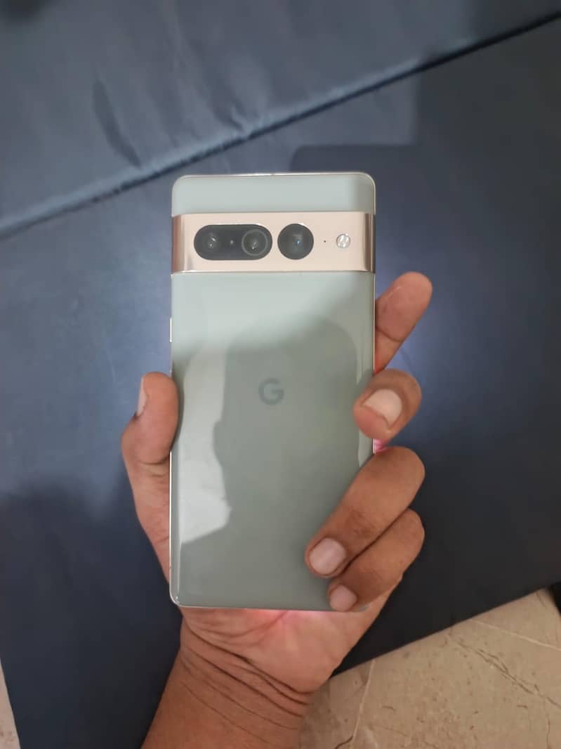 Google Pixel 7 Pro 4