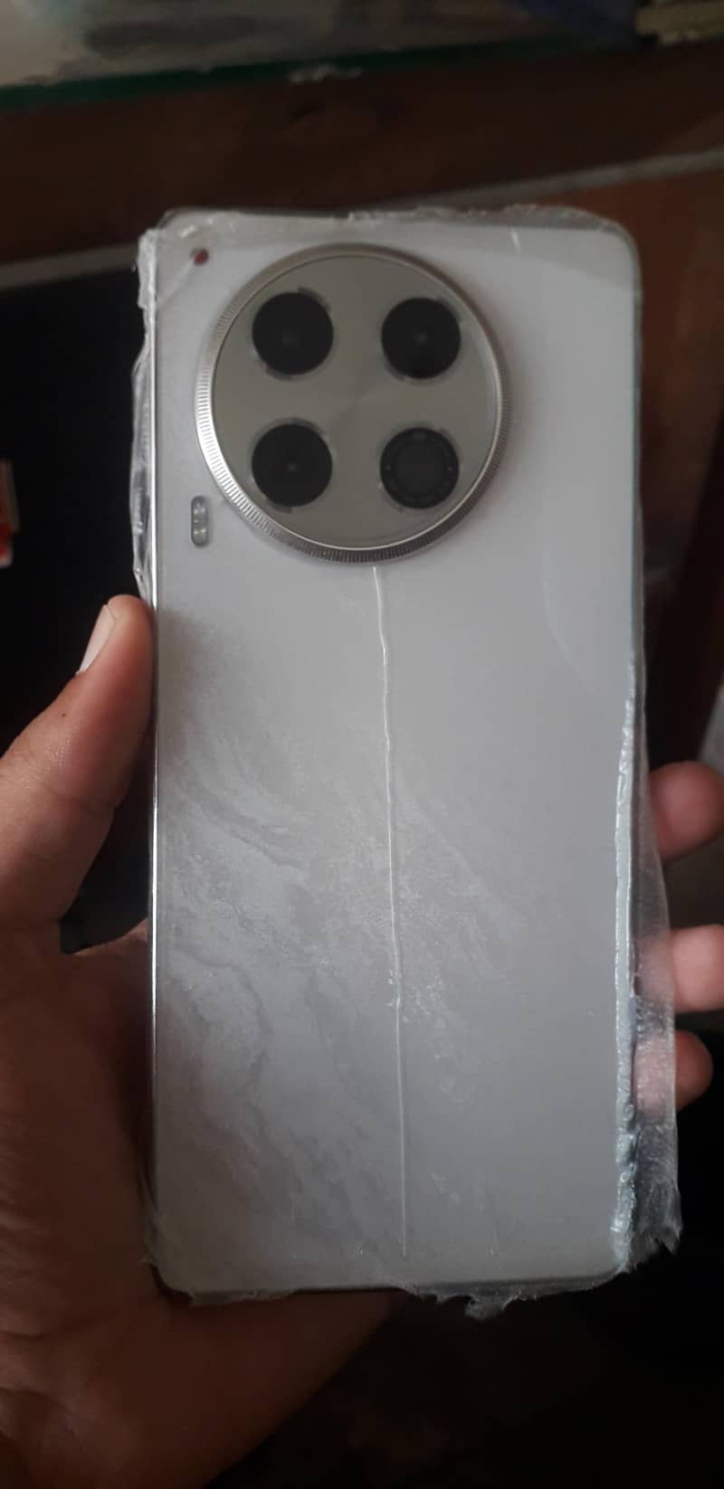 Tecno CAMON 30 1