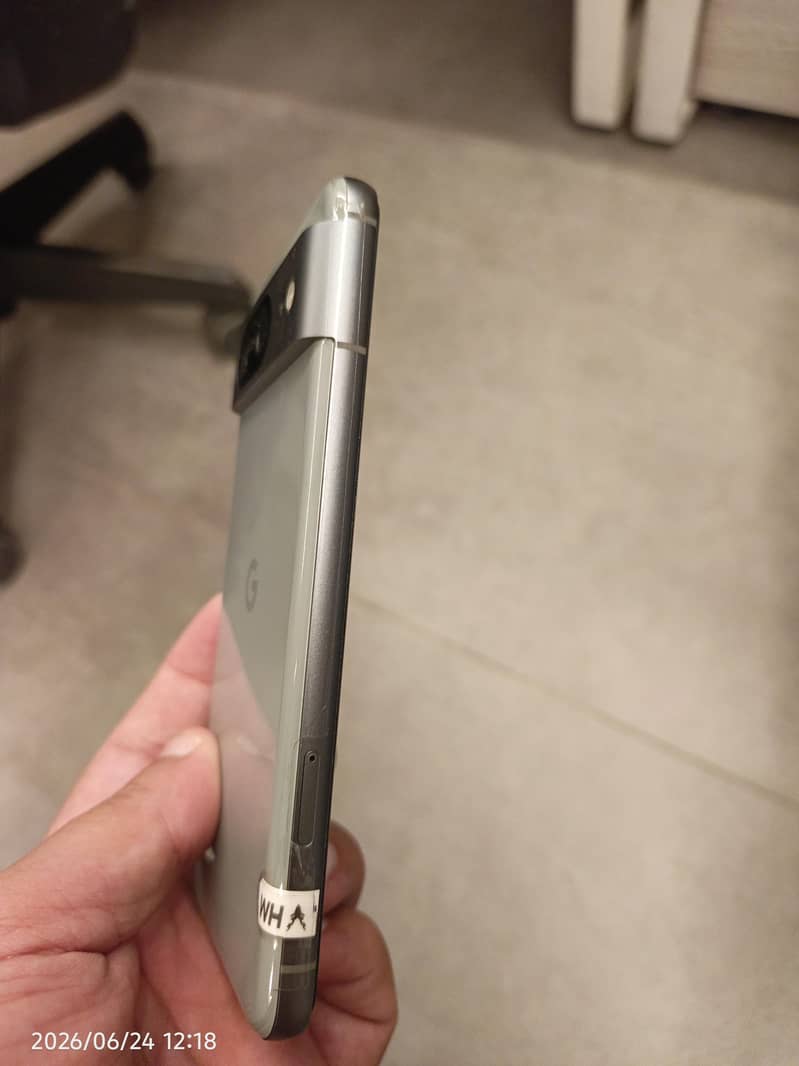Google Pixel 8 3