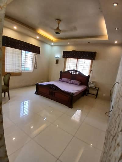 1st Floor Portion With Roof For Rent In Clifton - Block 2 Karachi