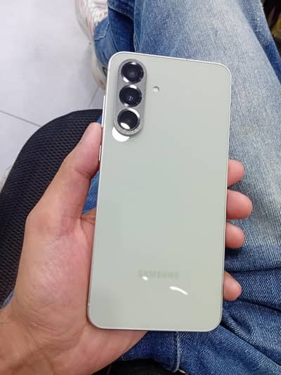 Samsung Mobile A56 12/256