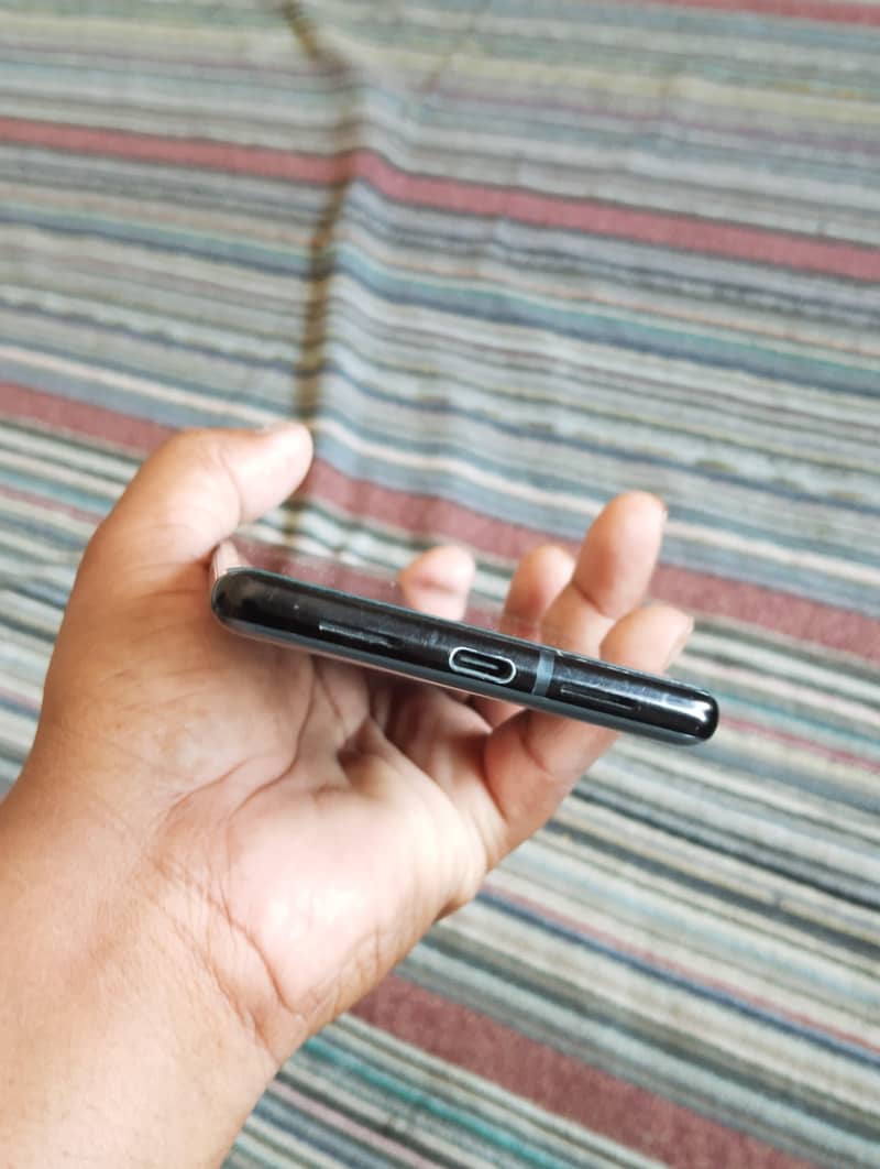 Google Pixel 6 pro 2