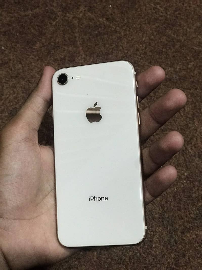 Apple iPhone 8 0