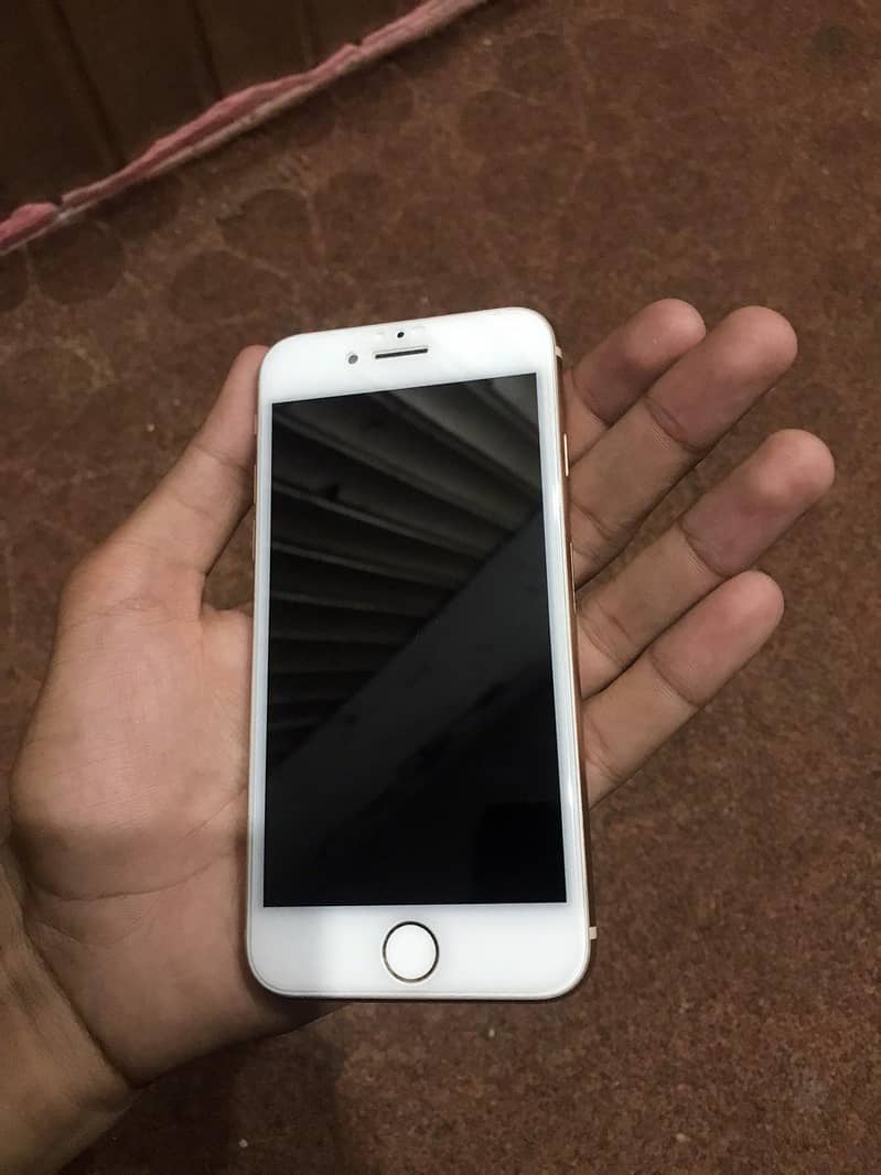 Apple iPhone 8 2
