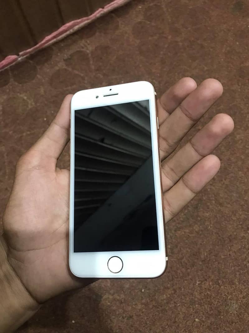 Apple iPhone 8 9